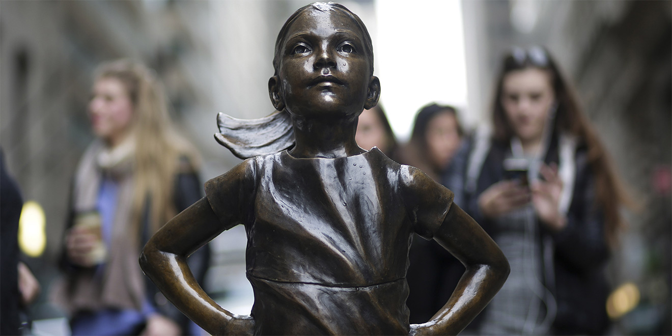 The Fearless Girl statue viral marketing innovation classical sculpture visual arts marketing the new york news